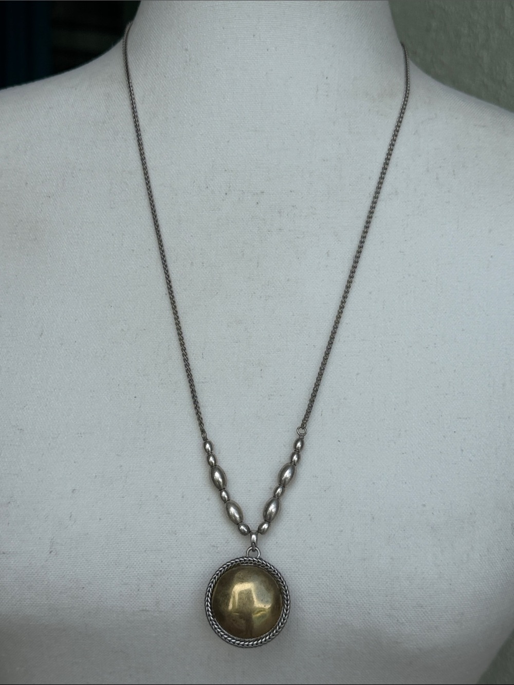 Lucky Brand reversible pull necklace